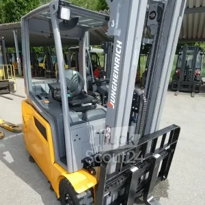 Jusqu'à Épuisement Des Stocks Chariot élévateur frontalJungheinrich EFG 216