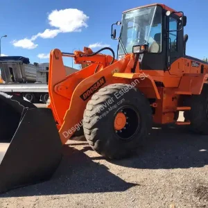 Chargeuse sur pneus Doosan Mega 250-V M250V Gazoil occasion Dernier Modèle