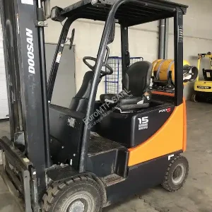 Chariot élévateur à gaz Doosan G15S-5 G15S-5 occasion Vente Flash