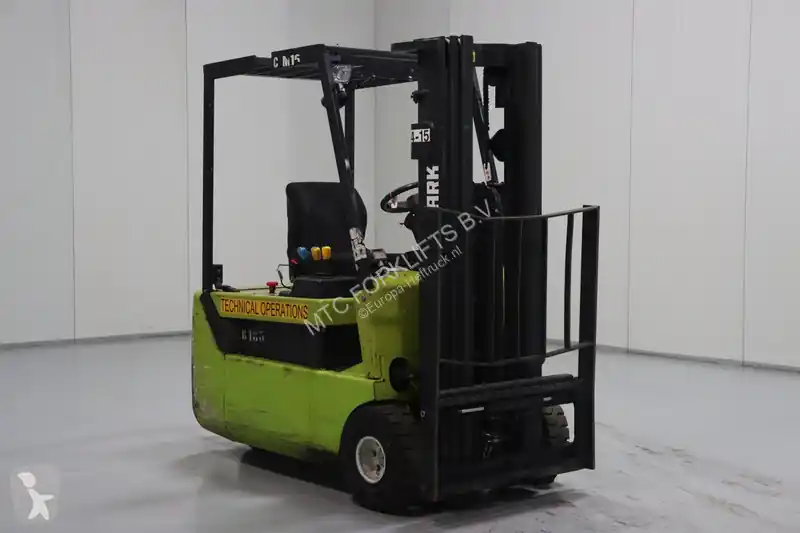 Nouvelle Collection Chariot élévateur électrique Clark CTM16 occasion